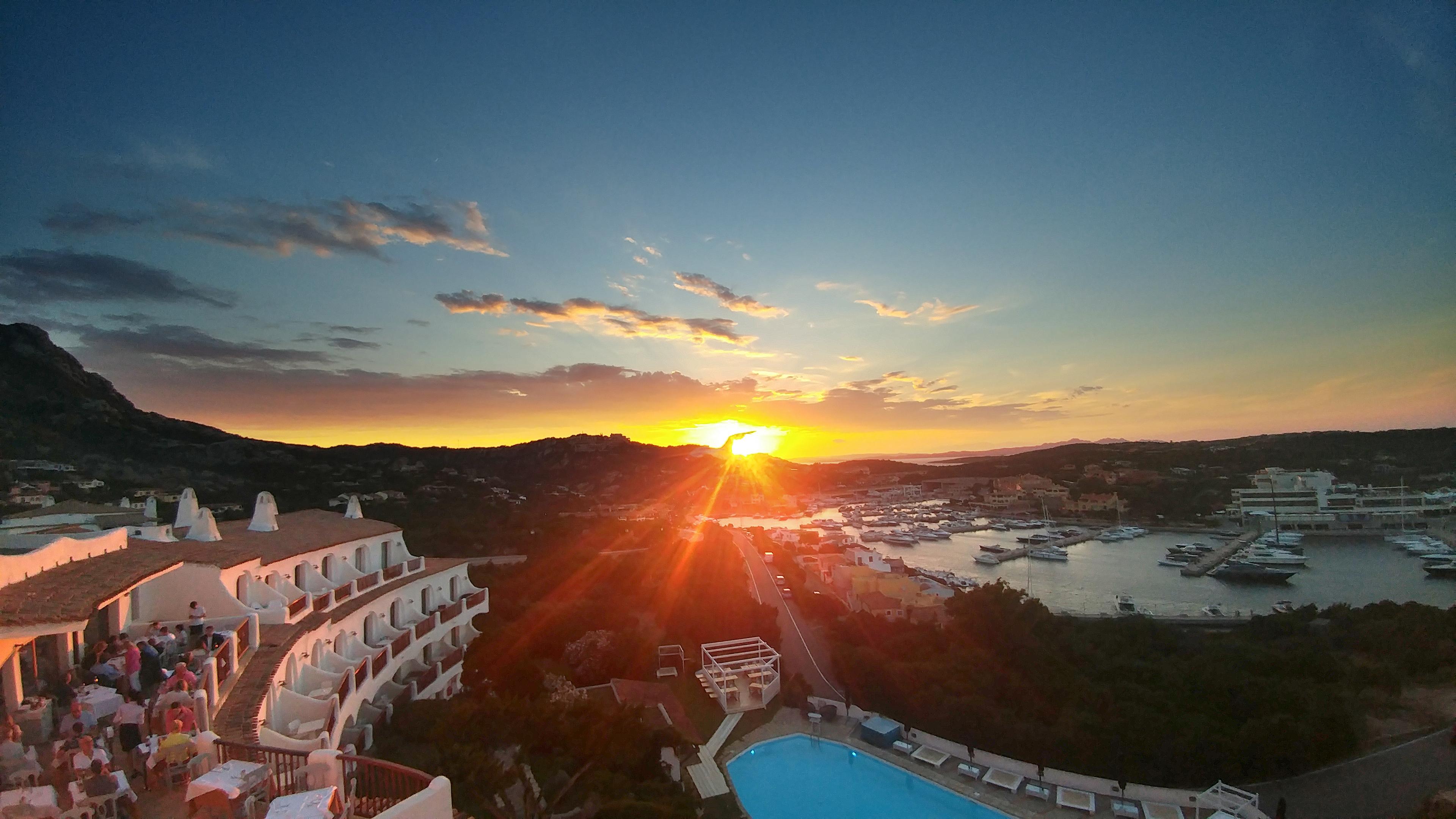 Hotel Luci Di La Muntagna 4*